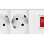 PRELUNGITOR 3xSCHUKO CU INTRERUPATOR 3,6kW 16A 3x1.5mm,1.5m ALB